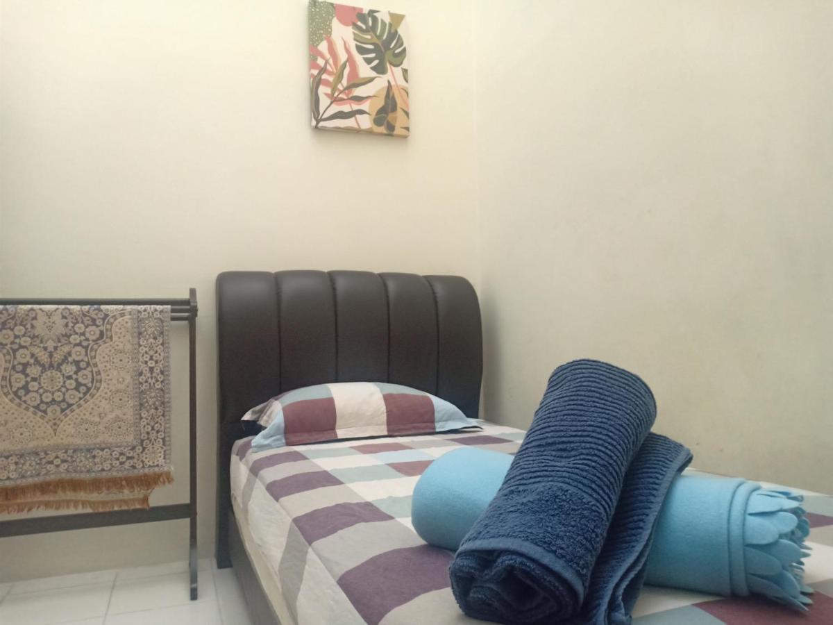 Kh Comfy N Calm Holiday home Seri Manjung